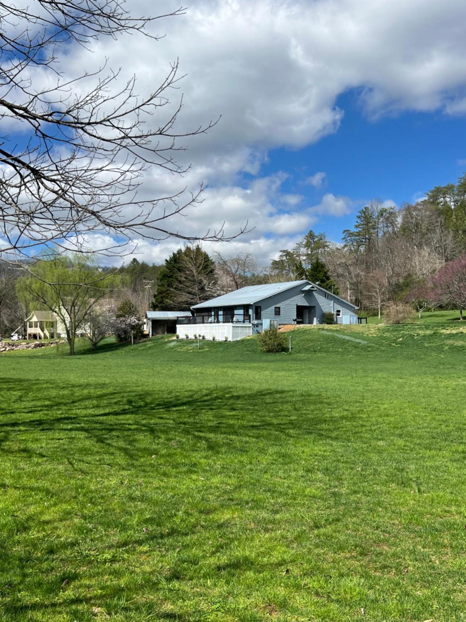 סביירוויל Firefly Fields 2-Acres With Guest House, Game Room, Mountain & River Views מראה חיצוני תמונה