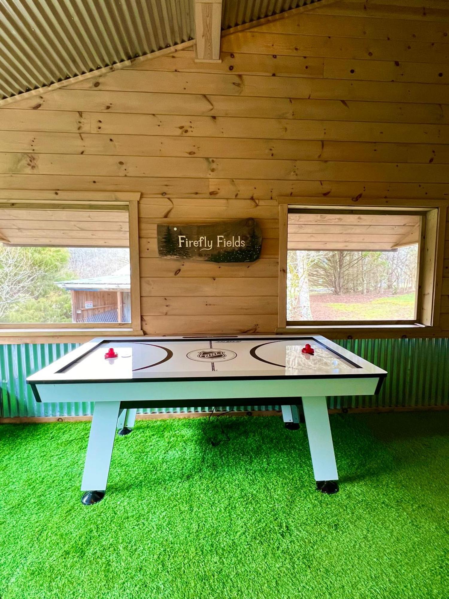 סביירוויל Firefly Fields 2-Acres With Guest House, Game Room, Mountain & River Views מראה חיצוני תמונה